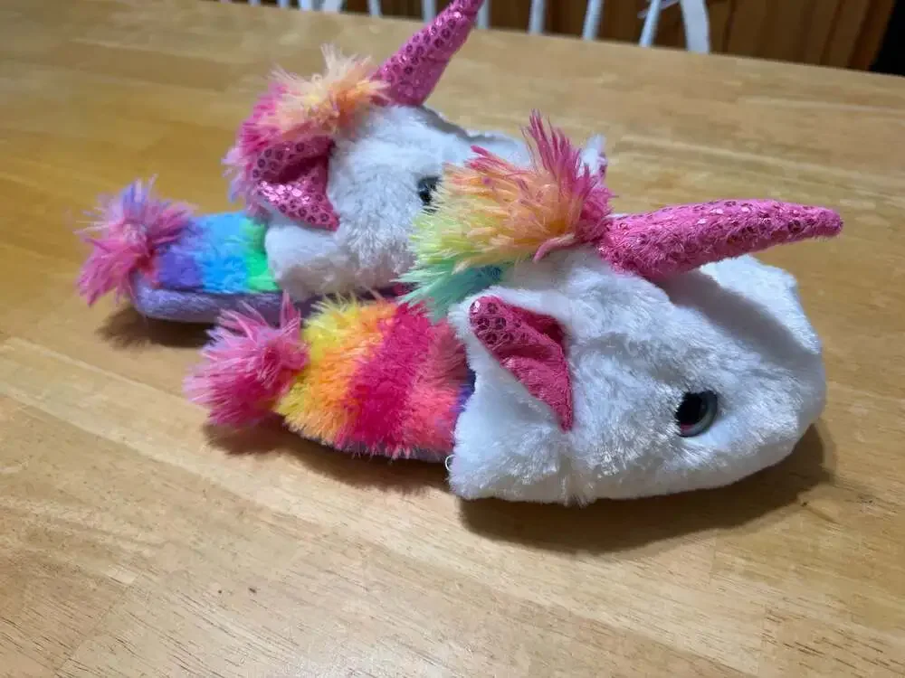 Wonder Nation Unicorn Plush Slippers Size 2-3